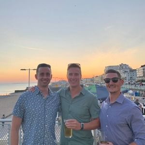 Meet your Posher, Brady